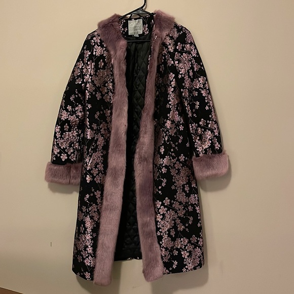 dolly and delicous Jackets & Blazers - Dolly and delicious fur coat size 4